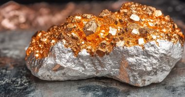 Lump of gold, copper and silver