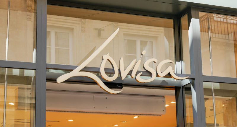 Lovisa logo in Bordeaux